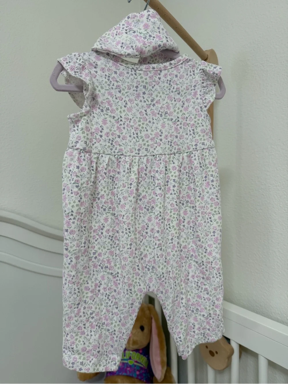 Floral Sleeveless Baby Romper in Light Pink and White with matching Headband